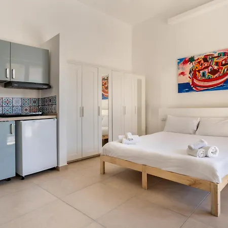 Mondello House Vendégház 3*