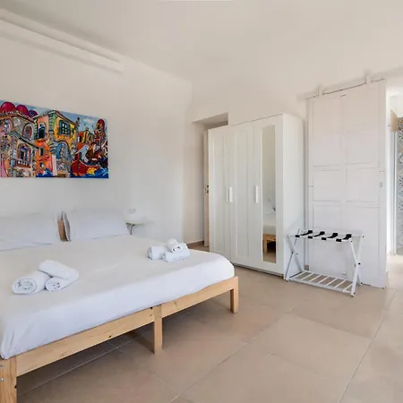 Vendégház Mondello House 3*